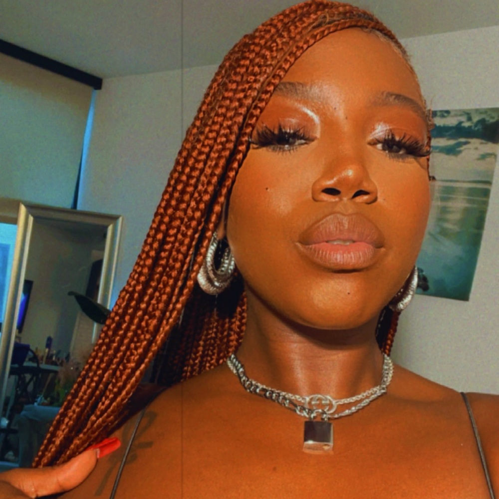 Meet your Posher, Amani